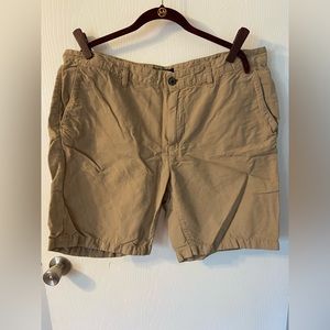 Men’s Casual Shorts, John Varvatos US, 38 W, khaki.
